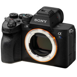 Sony ILCE-A7SM3 - Full-frame 4K mirror less DSLR.