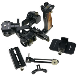 Tilta GR-V02A - Gravity G2X  handheld gimbal w/case - demo