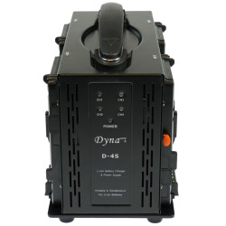 Dynacore D-4S - 4ch. V-Lock lader